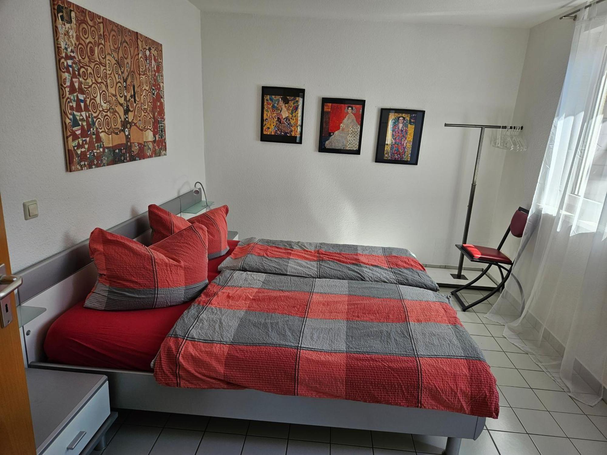 Komfortables 3-Zimmer Apartment In Schwetzingen Zwischen Mannheim Und Heidelberg Ruang foto